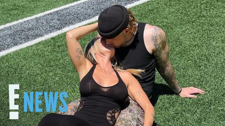 Spencer Webb's GF Kelly Kay Recalls Him Dying in Her Arms | E! News