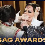 Billie Eilish SIGNS Melissa McCarthy’s Face: See the Wild Moment! | 2024 SAG Awards