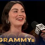 Gracie Abrams SHARES the Best Advice That Taylor Swift Gave Her on Tour | 2024 GRAMMYs | E! News