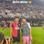 The Newell's players weren't leaving without a  with Lionel Messi...