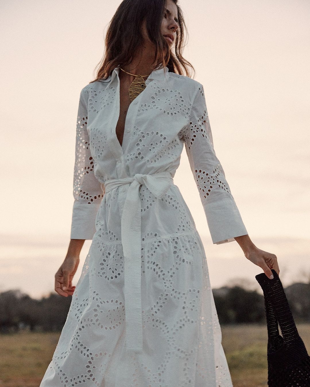 An effortless summer outfit. Embroidered midi dress   Thank you 
Photographer:...