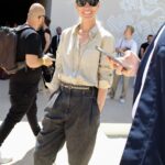 Curious what Vogue’s global network lead & European deputy editor,  , is wearing...