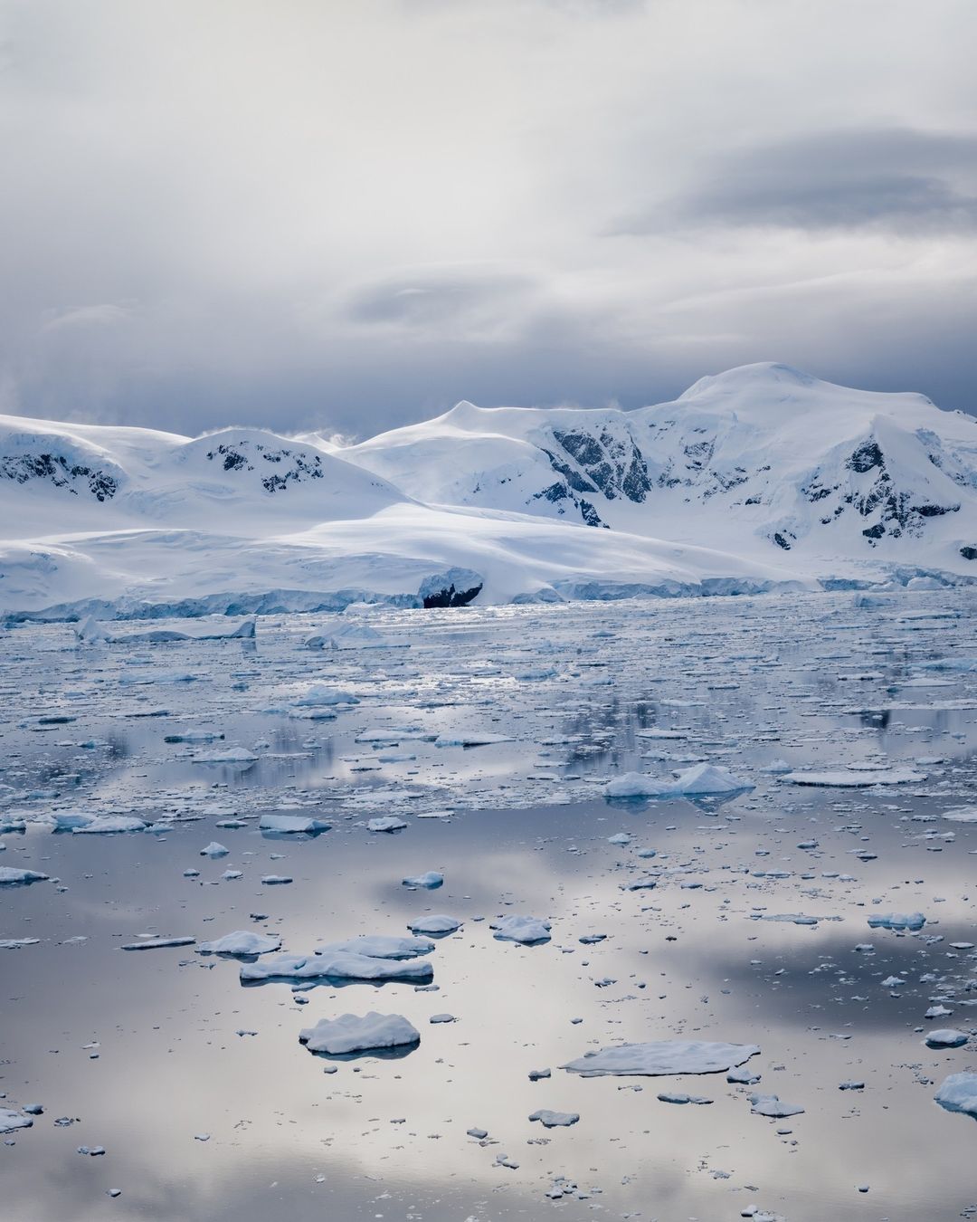 Photo by  | In November, the sunsets in Antarctica last for hours and hours. Typ...