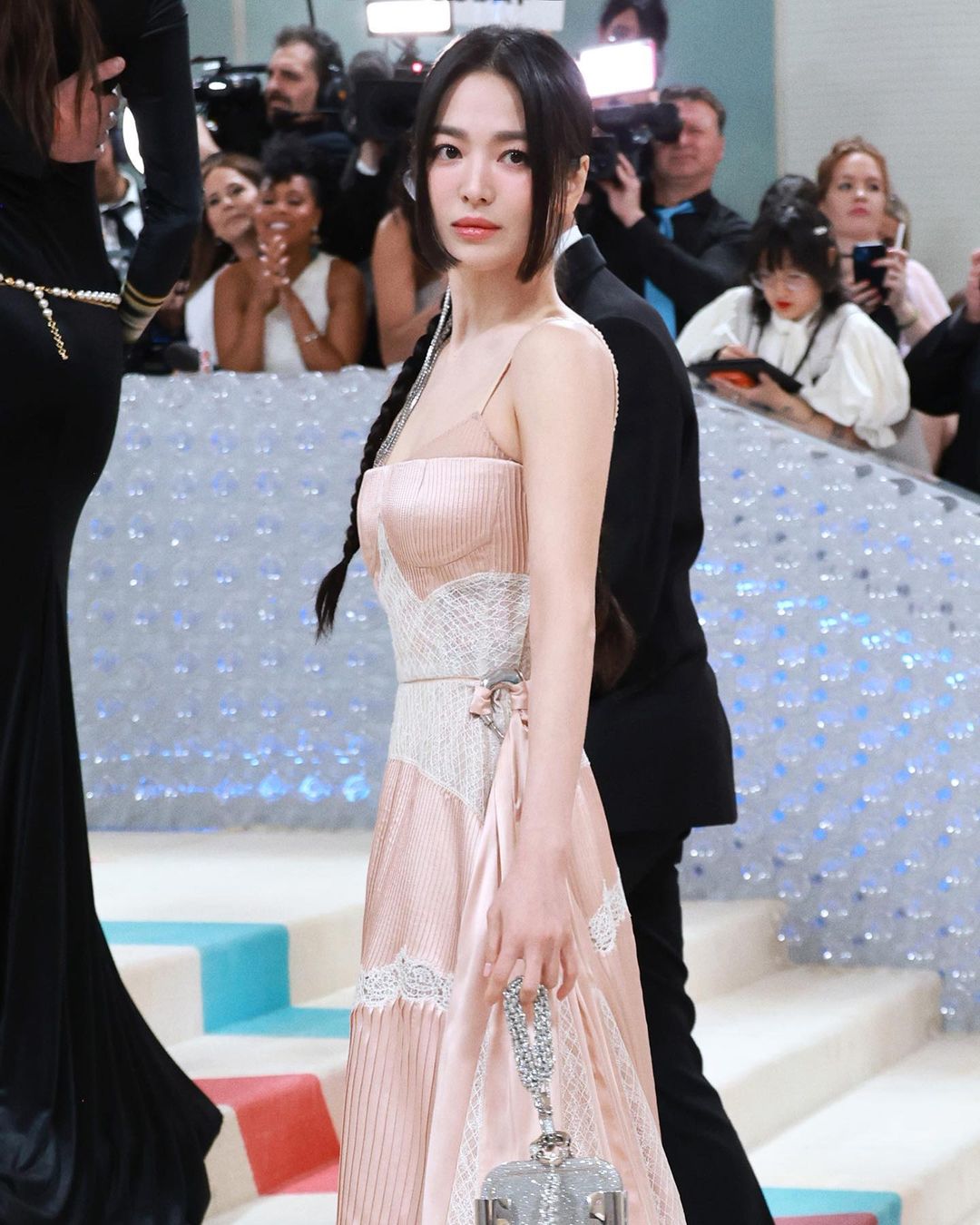 Song Hye Kyo wore Fendi to The Met Gala, marking the opening of “Karl Lagerfeld:...