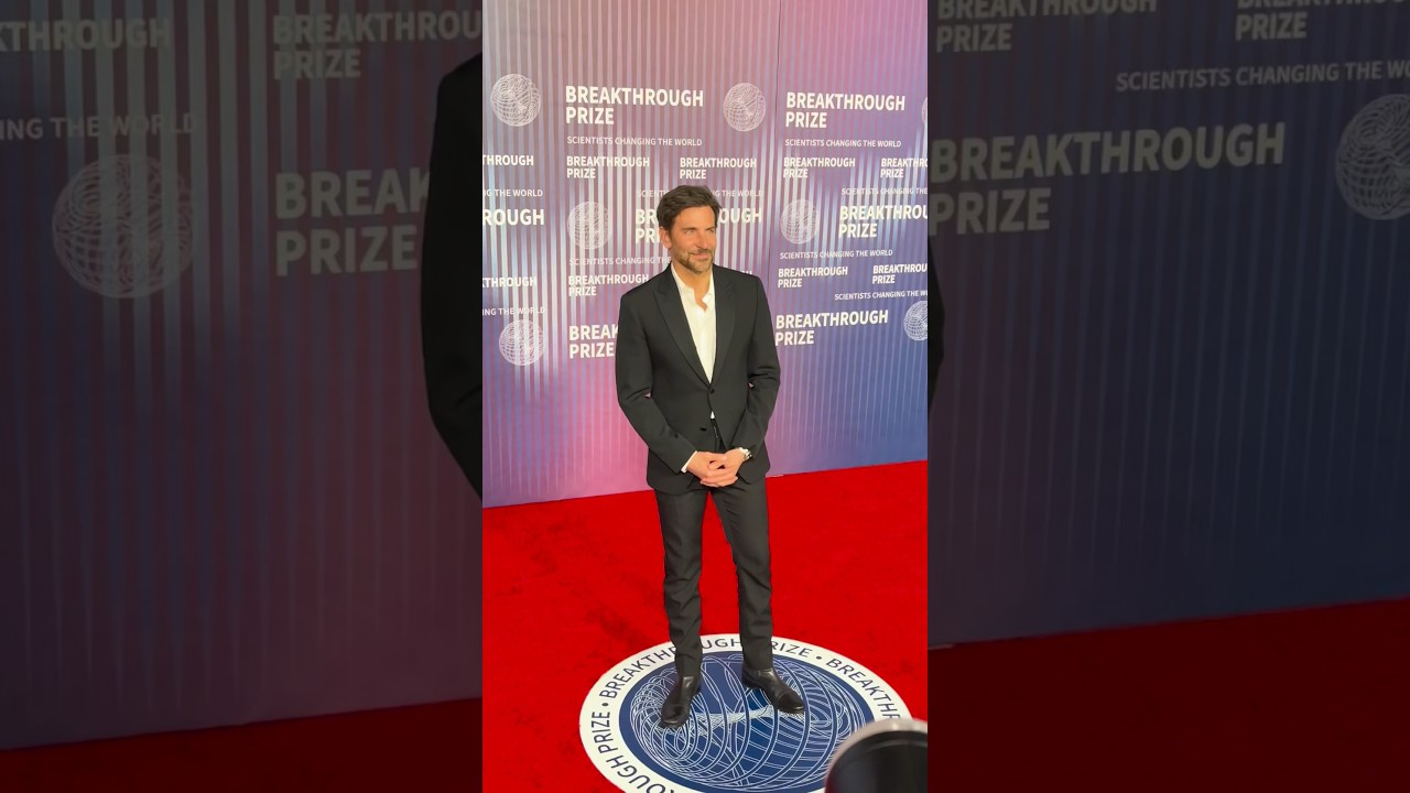 #BradleyCooper looked fantastic at the #BreakthroughPrizeCeremony. #shorts
