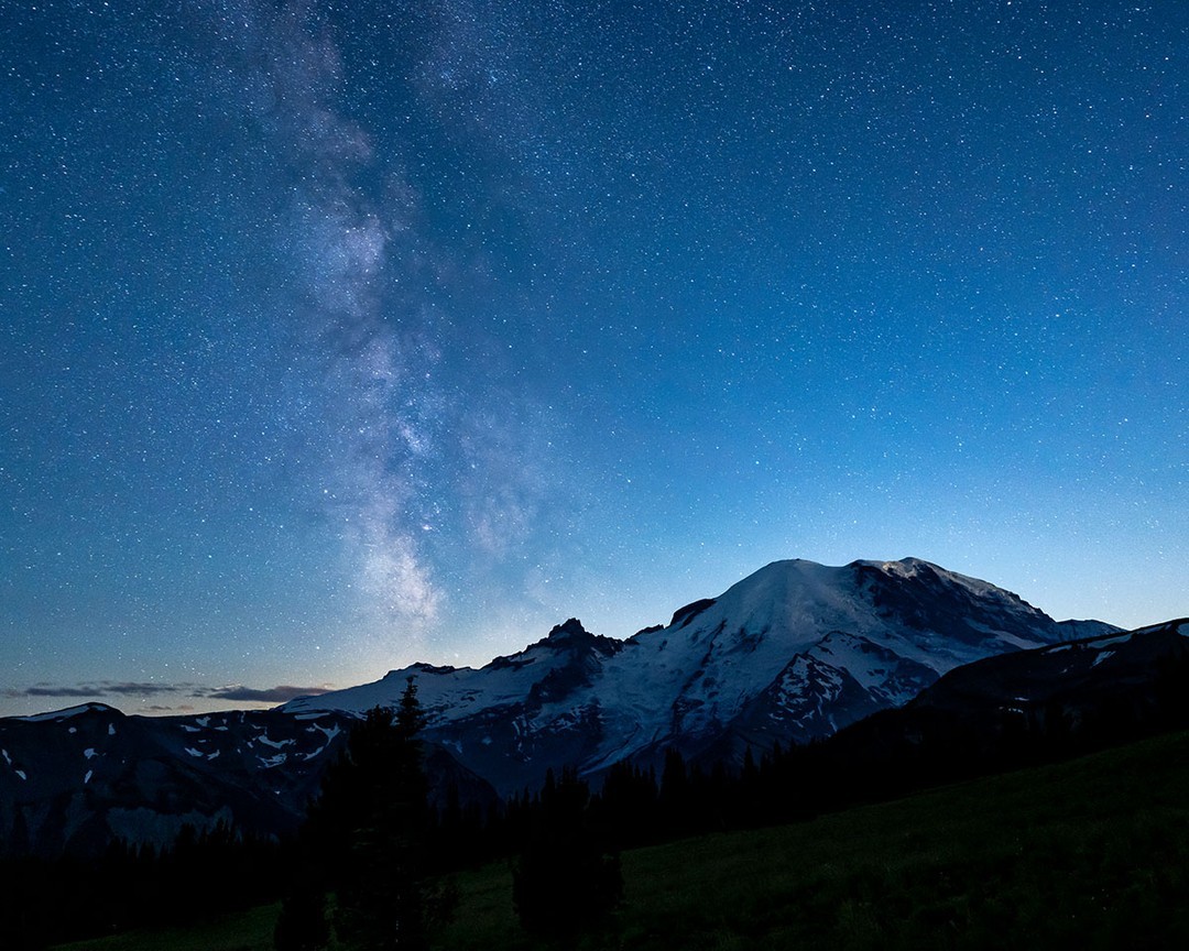Photo by  | The Milky Way in the night sky over Mount Rainier in summer, Mount R...